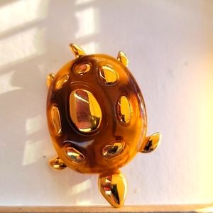 Liz Clairborne faux tortoise shell acrylic Turtle pin